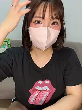 momodayo2525 Pertunjukan Webcam