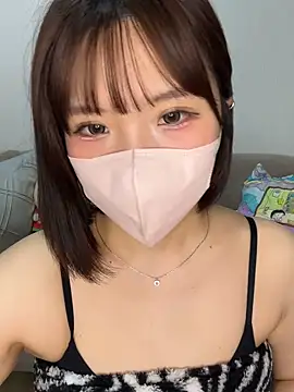 momodayo2525 Webcam Show