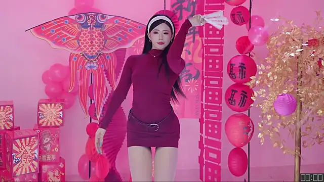 ATY1314: διαδικτυακό σόου στην κάμερα