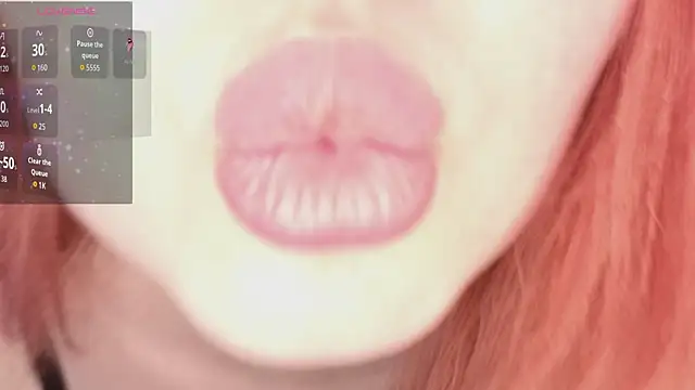 _Lua__ Adlı Modelin Canlı XXX Sohbeti