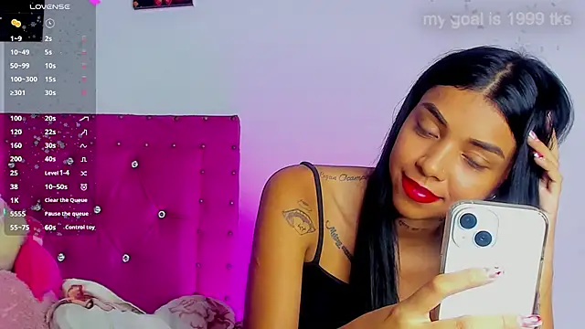 dahiiangomezz's Live XXX Chat