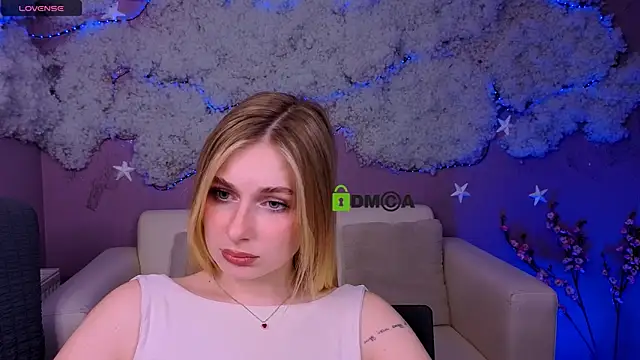 ariana_ross7's Webcam Show