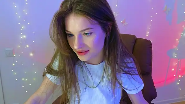 Show modela Katyaa_Lover na web-kameri