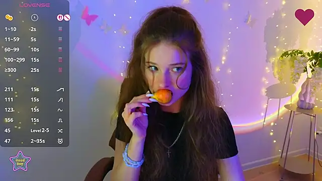 Show modela Katyaa_Lover na web-kameri