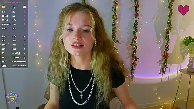 Show modela Katyaa_Lover na web-kameri