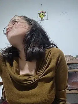 valery506 Adlı Modelin Canlı XXX Sohbeti