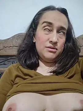 צ'אט XXX בשידור חי של valery506