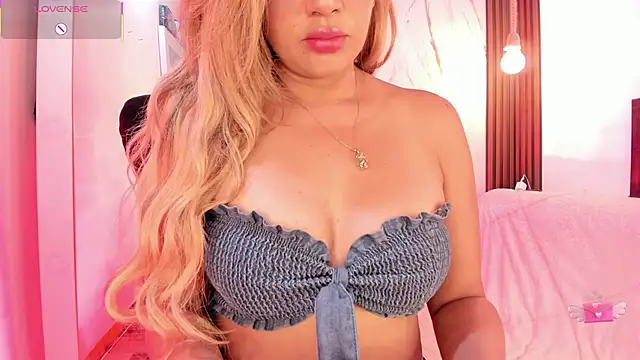 Chatroom XXX en direct de Agatha210