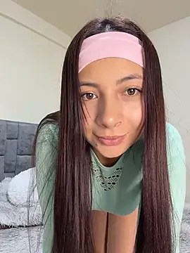 دردشة Karlee_Grey1 الجنسية المباشرة