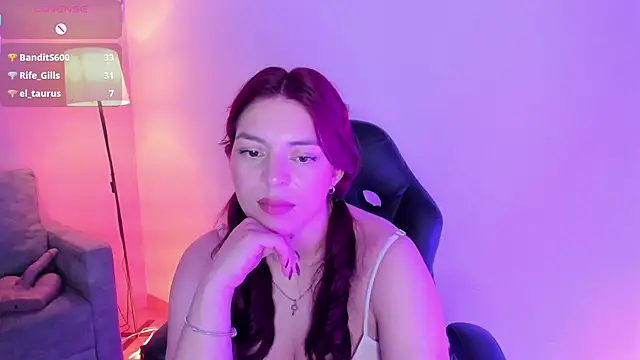 Živý XXX chat Jenniekim_18