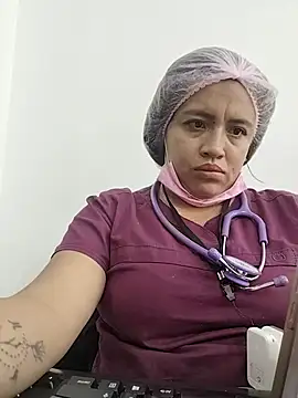 Pokazy przed kamerką – Nurse_Alice-7