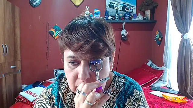 Chat +18 de Sasharosee2 ao vivo