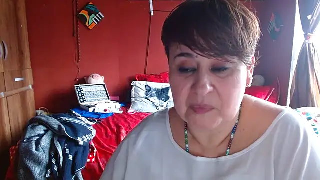 Chat +18 de Sasharosee2 ao vivo