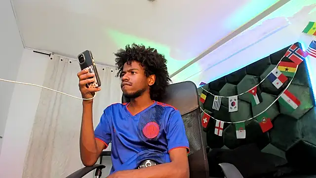 הופעת וובקאם של AllexJacob