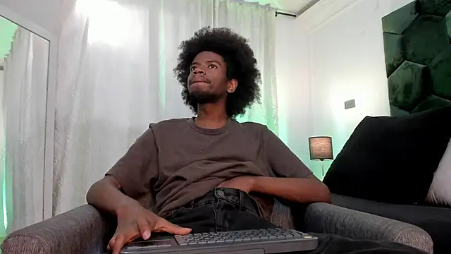 AllexJacob Webcamshow