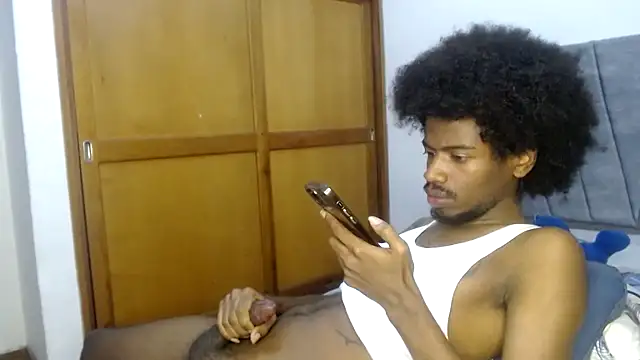 AllexJacob Show in webcam