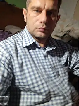 mansexyblue Show in webcam