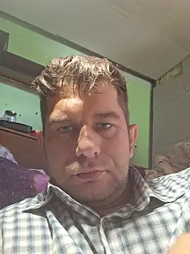 הופעת וובקאם של mansexyblue
