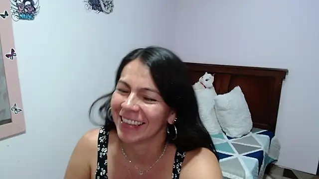 camilavargas_ Chat XXX live