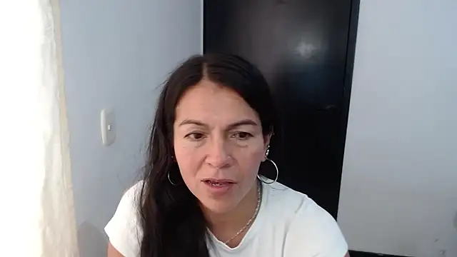 camilavargas_ Chat XXX live
