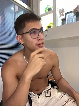SalvadorFit Pertunjukan Webcam