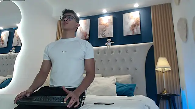 SalvadorFit Webcam-Show