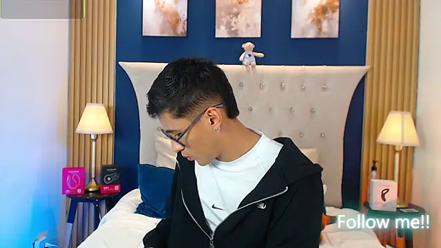 SalvadorFit 网络视讯表演