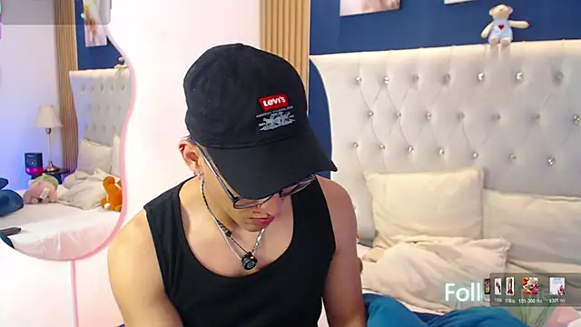 SalvadorFit 网络视讯表演