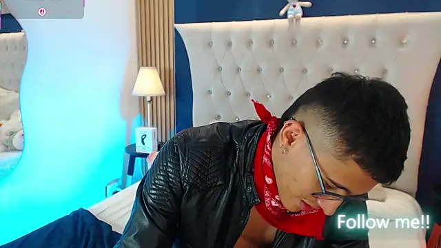 SalvadorFit Pertunjukan Webcam