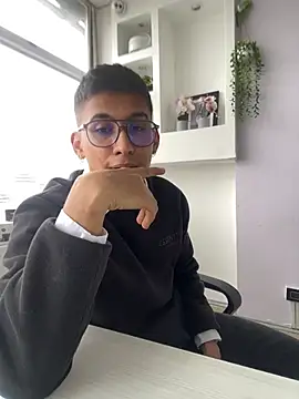 SalvadorFit Pertunjukan Webcam