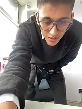 SalvadorFit Pertunjukan Webcam