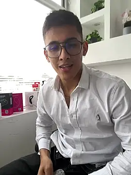 SalvadorFit Webcam-Show