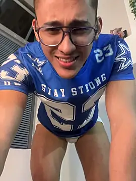 SalvadorFit's Live XXX Chat