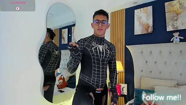 SalvadorFit Adlı Modelin Web Kamerası Şovu