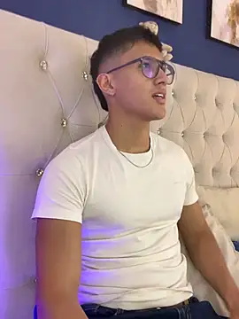 SalvadorFit Webcam-Show