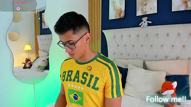 عرض كام SalvadorFit