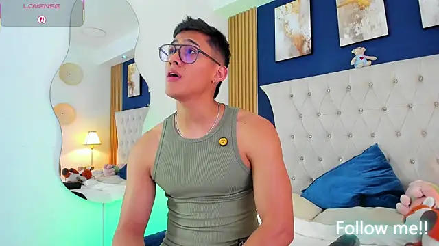 SalvadorFit 网络视讯表演