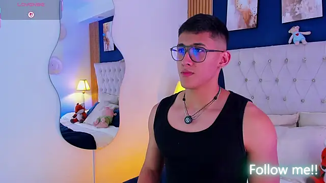 SalvadorFit 网络视讯表演