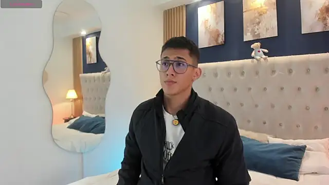 SalvadorFit Pertunjukan Webcam