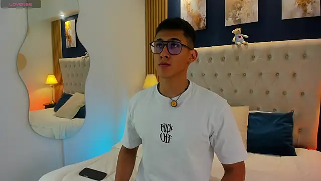SalvadorFit Pertunjukan Webcam