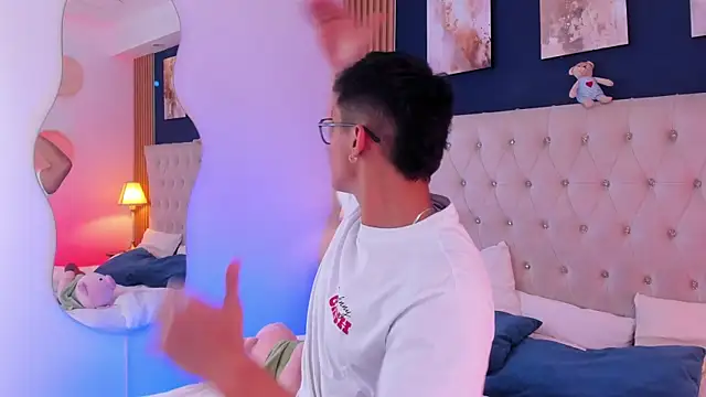 SalvadorFit 网络视讯表演