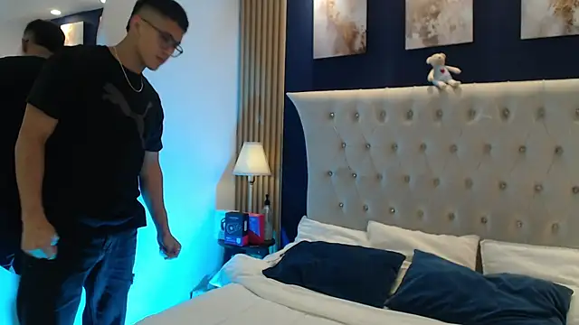 SalvadorFit Pertunjukan Webcam