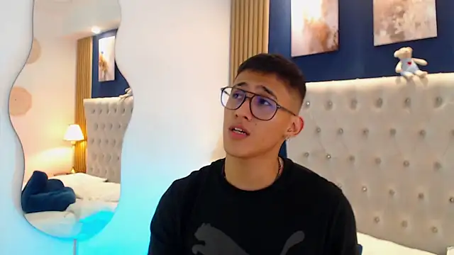 SalvadorFit Pertunjukan Webcam