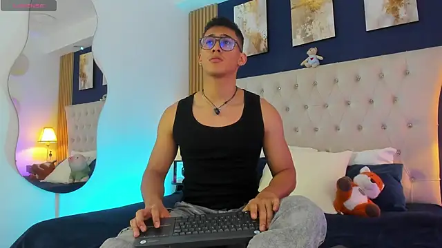 SalvadorFit Pertunjukan Webcam