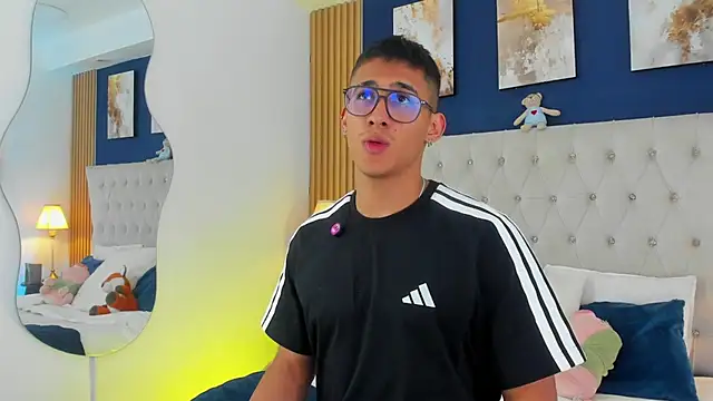 SalvadorFit Webcam Show