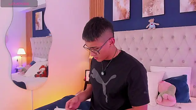 عرض كام SalvadorFit