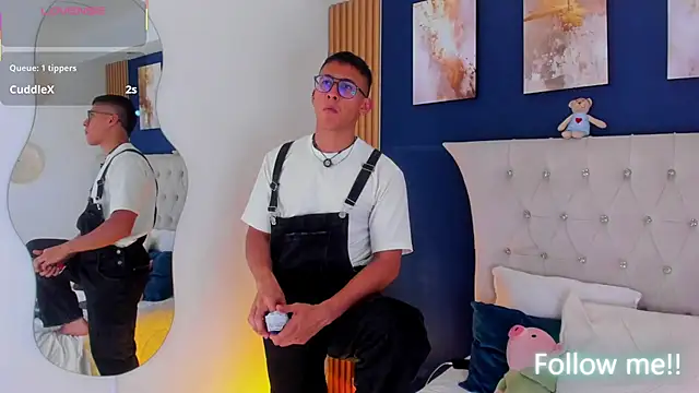 SalvadorFit's Webcam Show
