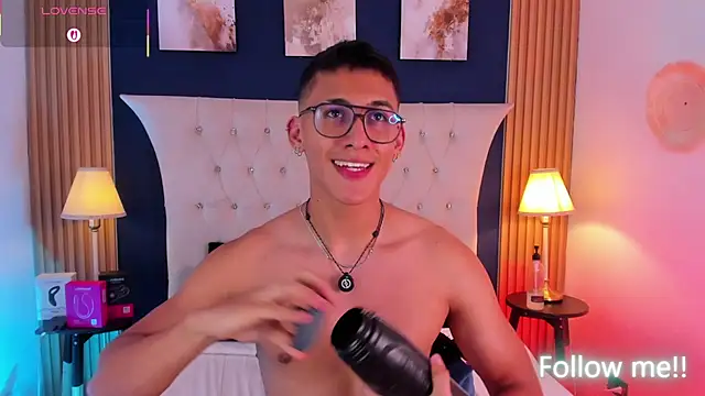 SalvadorFit Pertunjukan Webcam