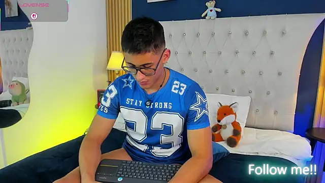 SalvadorFit Pertunjukan Webcam
