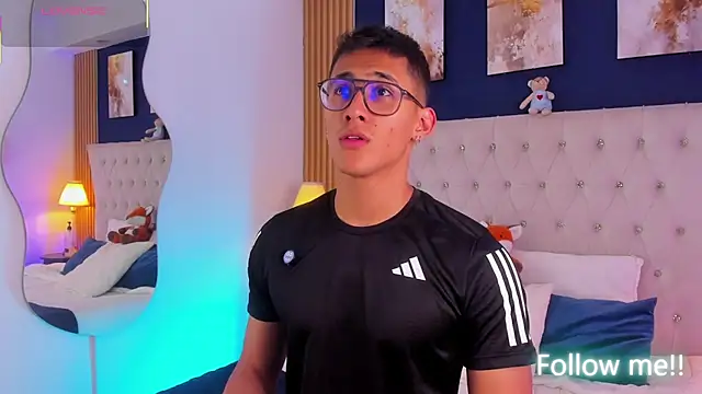 عرض كام SalvadorFit